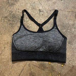 All in Motion  labeled XXL Sports bra fits like M/L